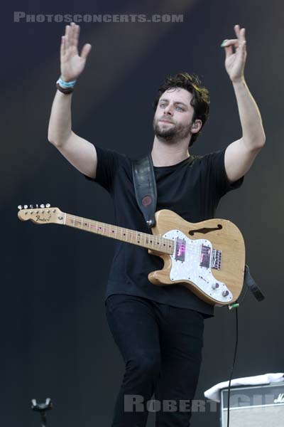 THE MACCABEES - 2015-08-29 - SAINT CLOUD - Domaine National - Grande Scene - 